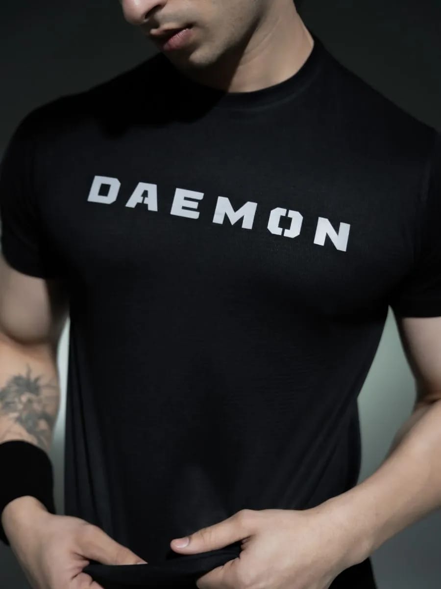  Black T-shirt 