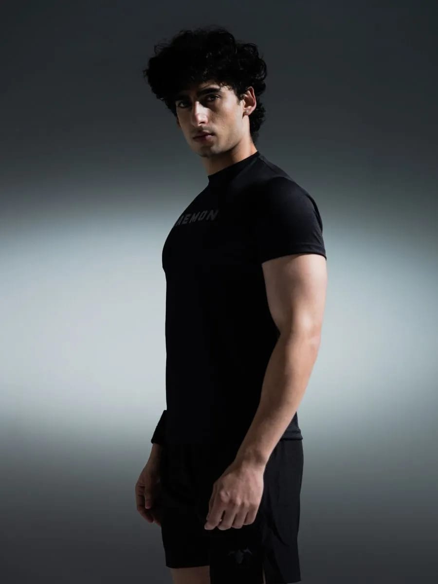  Black T-shirt 