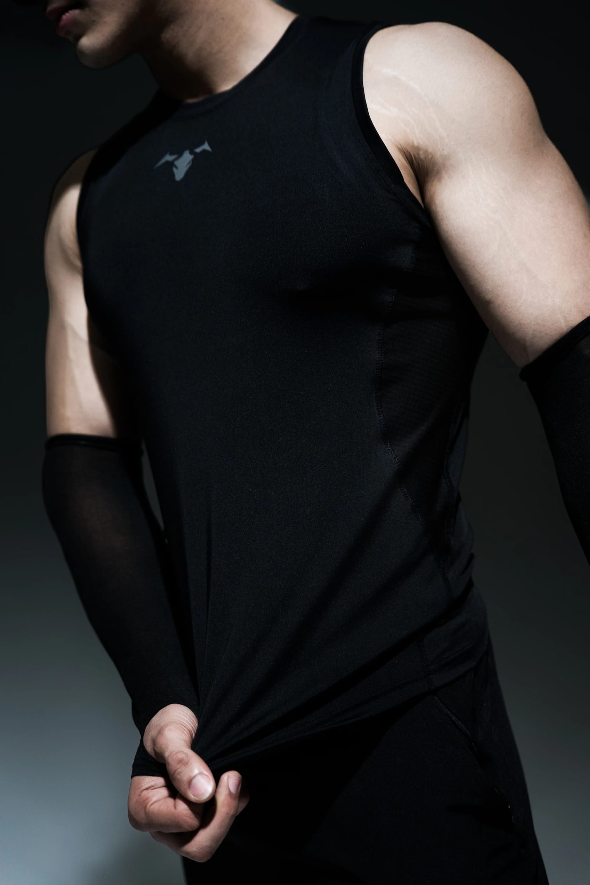 AERIS Performance Tank - Black