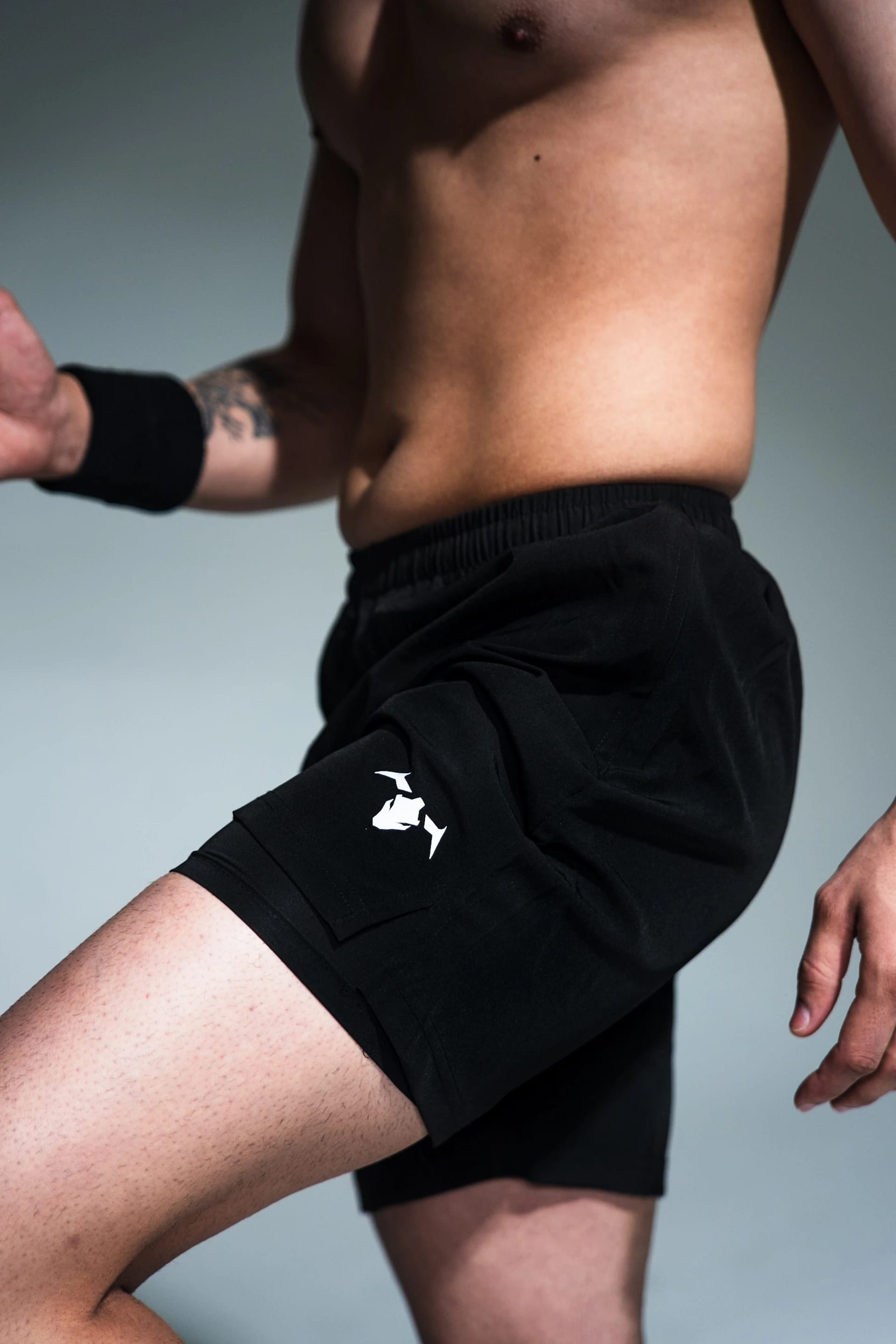 PHANTOM Hybrid Shorts - Black 