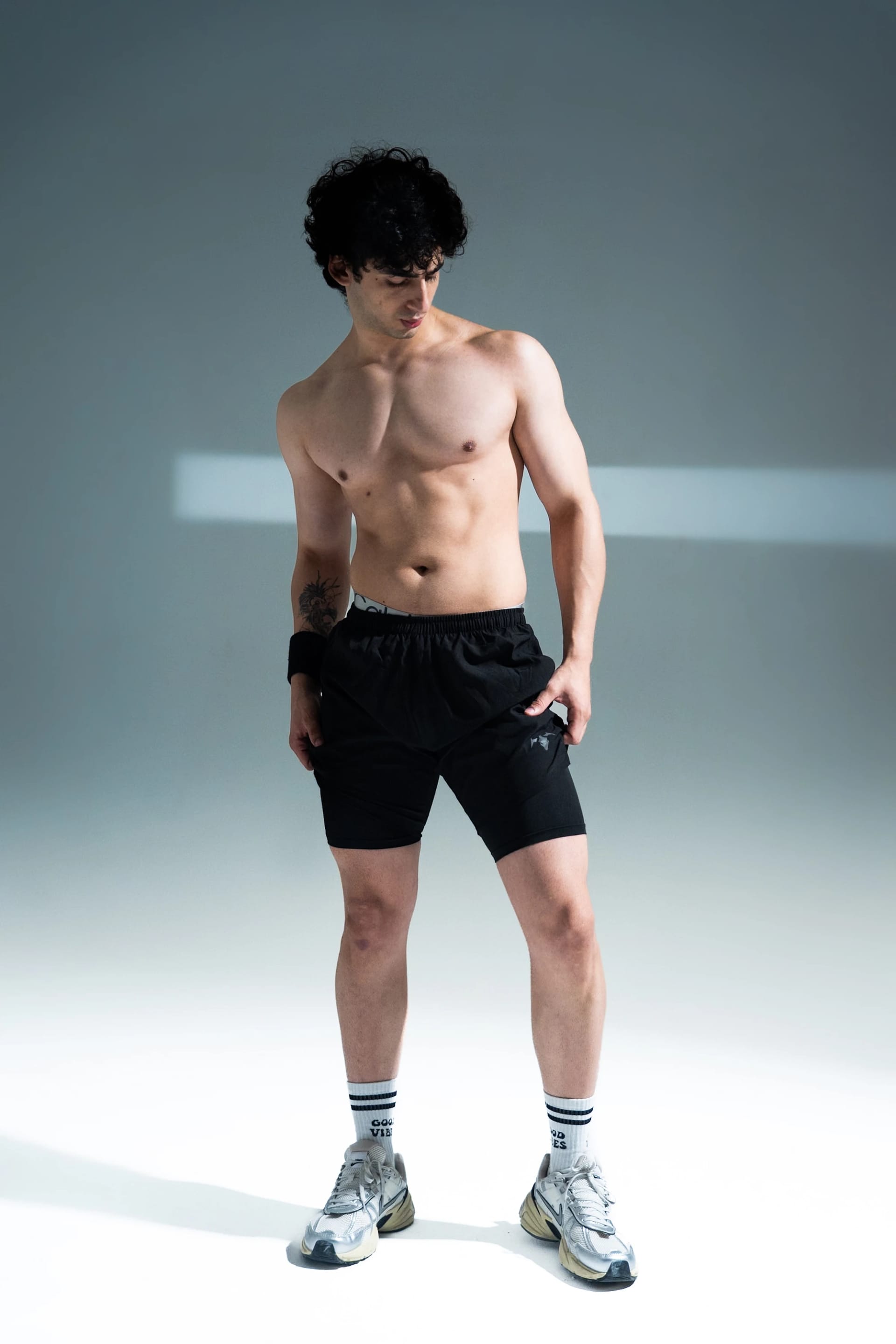 PHANTOM Hybrid Shorts - Black 